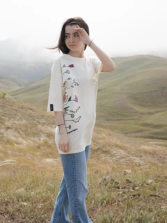 Футболка «Искусство должно рождаться повсюду»